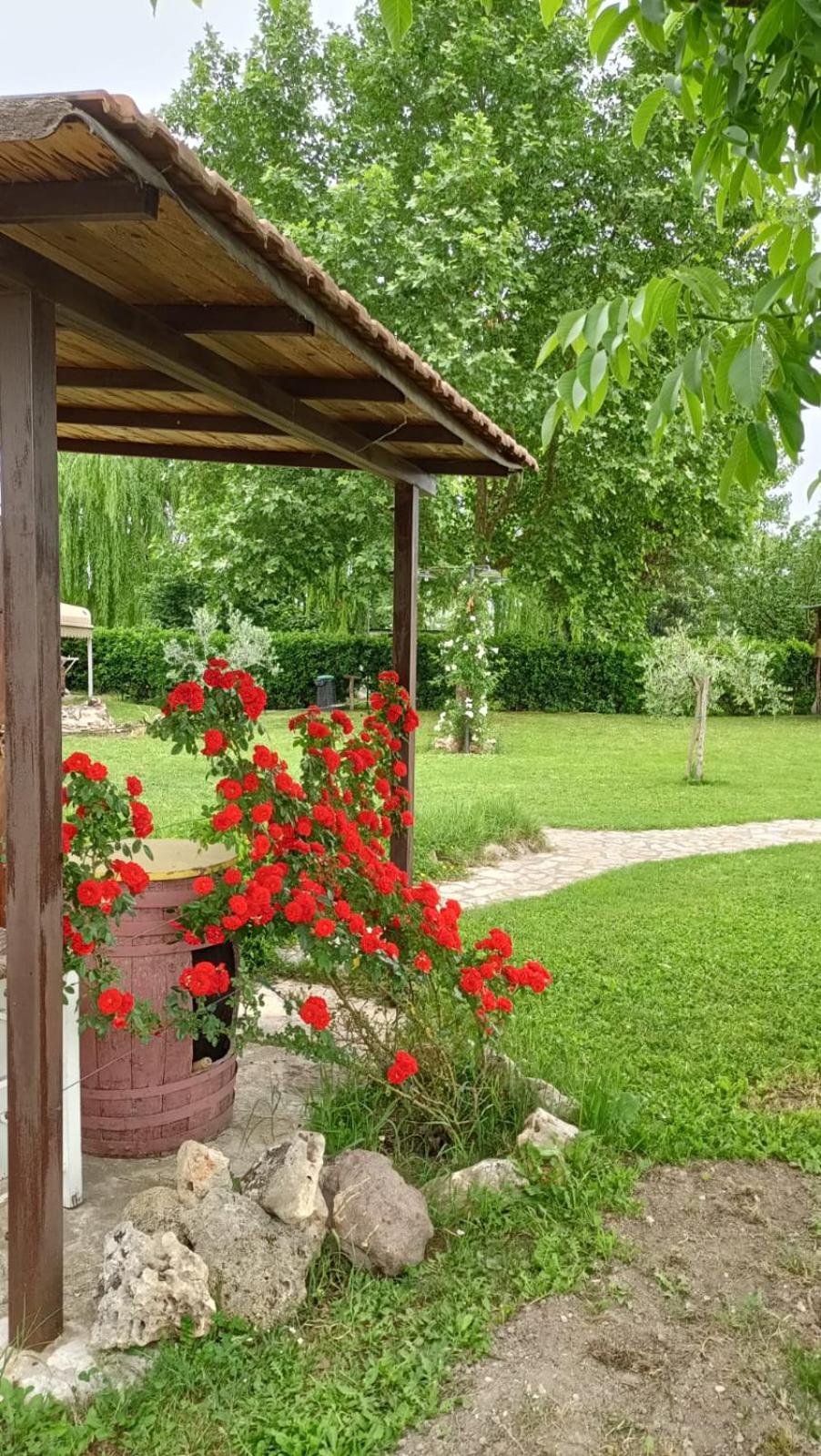 La Vecchia Stalla Alojamento de Acomodação e Pequeno-almoço Narni